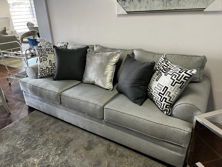 Avenger Sofa & Loveseat set
